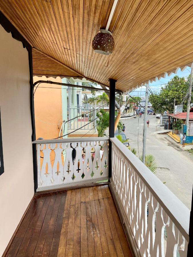 Cat In The Cup B&B Bocas del Toro Exterior photo